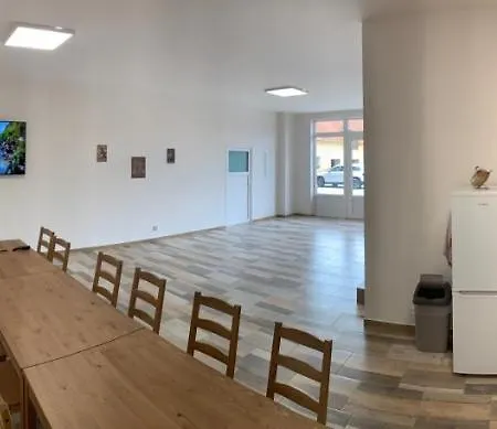 Statek Bezdedice 公寓