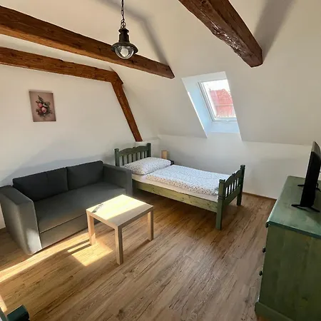 Statek Bezdědice Hostomice