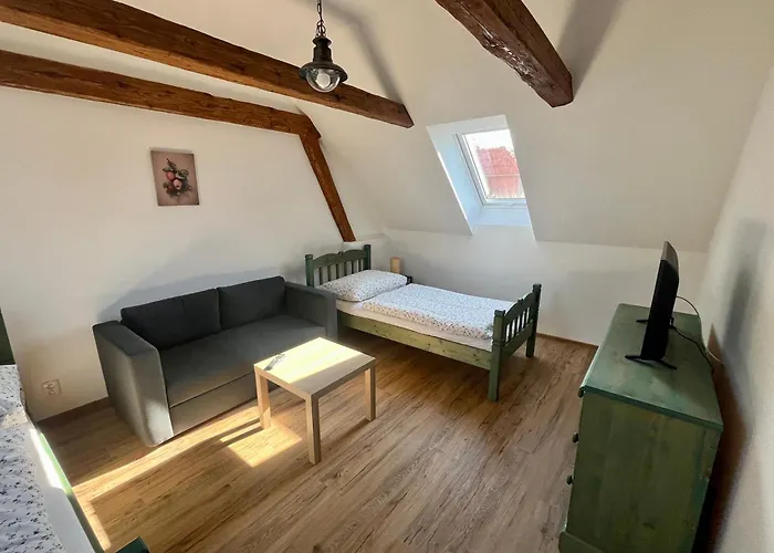 Statek Bezdedice Hostomice